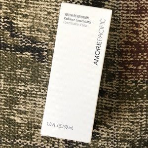 AMOREPACIFIC Radiance Concentrator